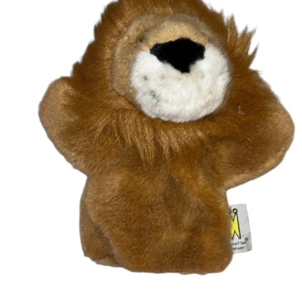 Vintage Lion hand puppet Manhattan toy company 1995